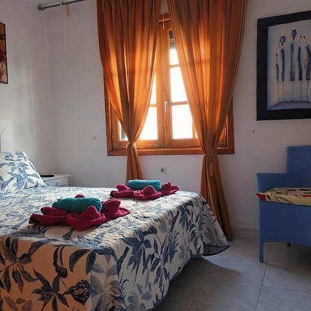 Apartamentos Playa Honda Mácher Habitación foto